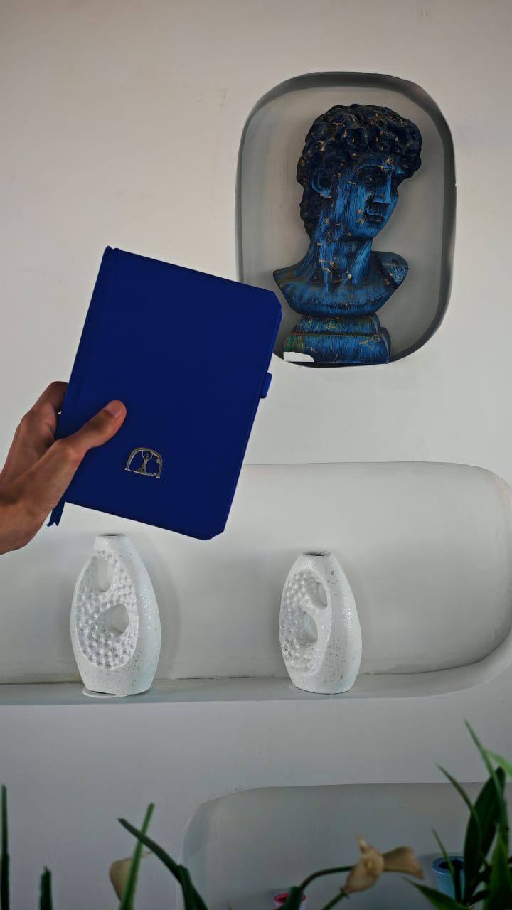 BLEU–NOTEBOOK + WHITE UNIBALL GEL PEN FREE